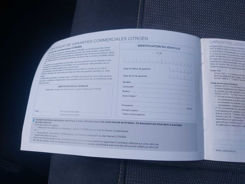 Citroen C3 1.5 Blue-HDi Société Feel Nav 2020 – снимка 20