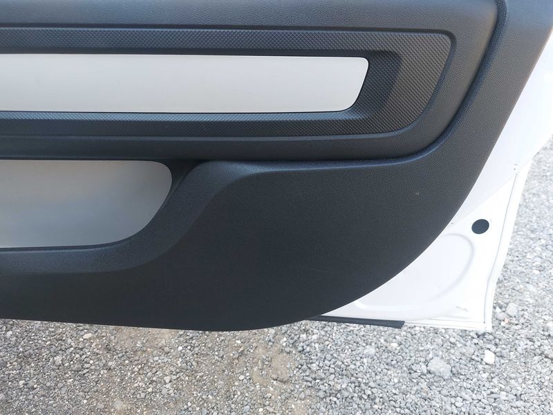 Citroen C3 1.5 Blue-HDi Société Feel Nav 2020 – снимка на щета 71