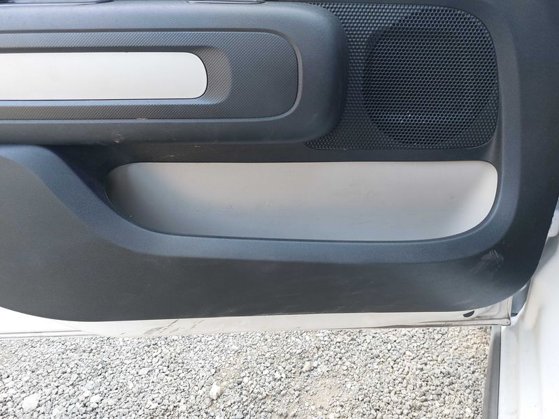Citroen C3 1.5 Blue-HDi Société Feel Nav 2020 – снимка на щета 57