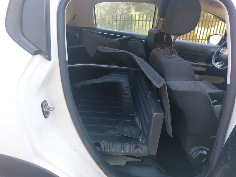 Citroen C3 1.5 Blue-HDi Société Feel Nav 2020 – снимка 14