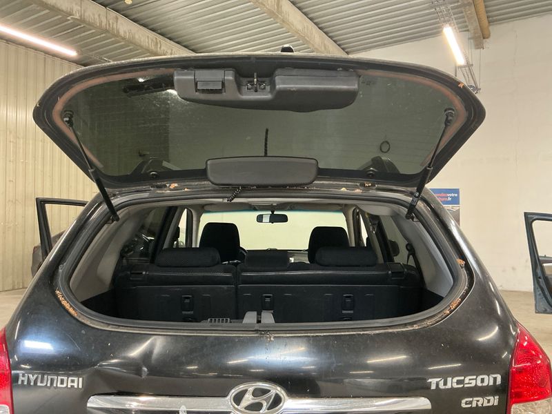 Hyundai Tucson 2.0 CRDi GLS 2006 – снимка на щета