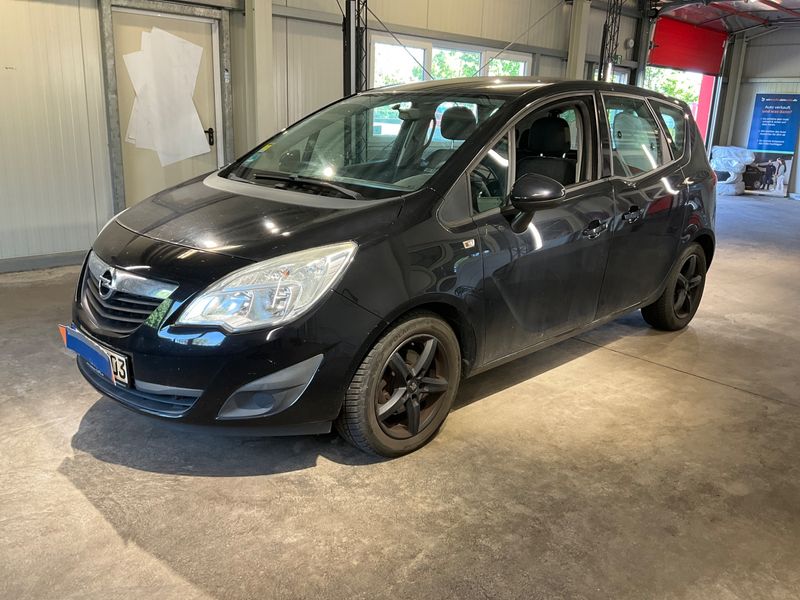Opel Meriva 1.4 Edition 2011 – снимка 1