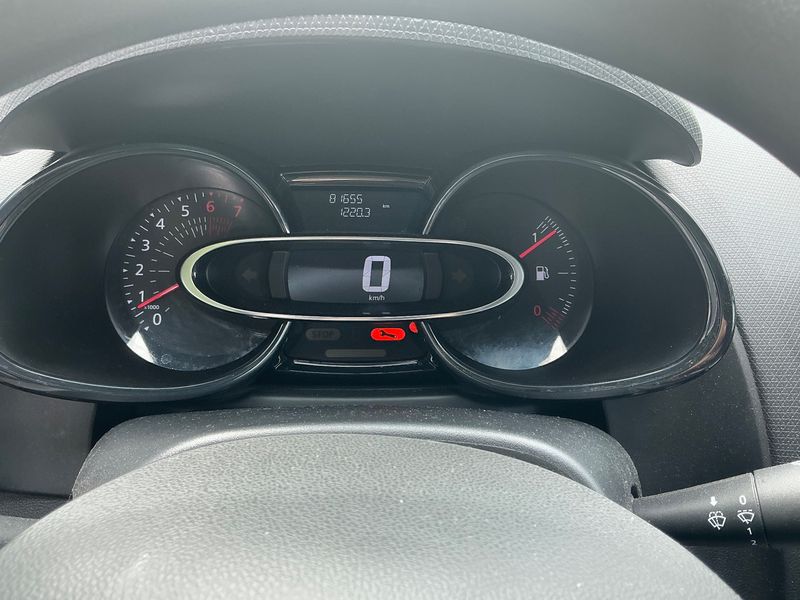 Renault Clio 1.2 Start 2017 – снимка 18