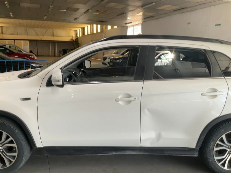 Mitsubishi ASX 2.2 DI-D Kaiteki 4WD 2017 – снимка 4