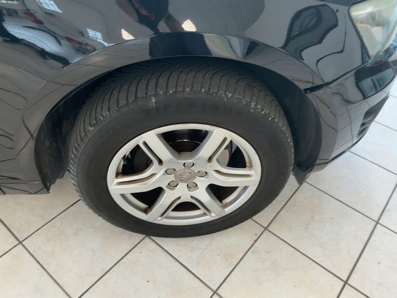 Audi Q5 2.0 TDI quattro 2011 – снимка 11