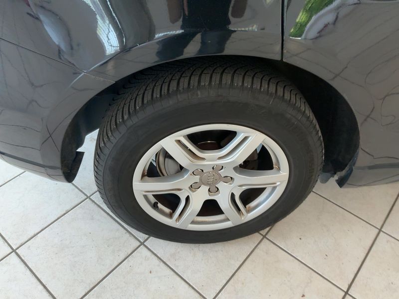 Audi Q5 2.0 TDI quattro 2011 – снимка 9
