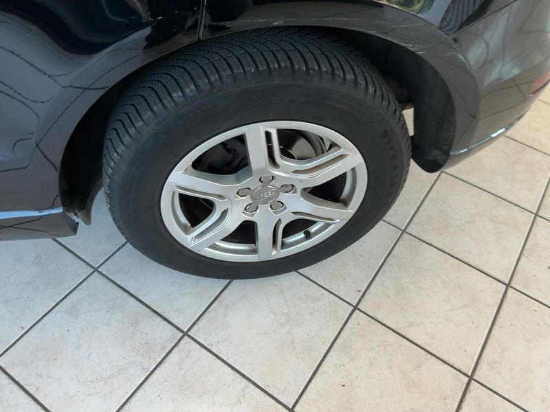 Audi Q5 2.0 TDI quattro 2011 – снимка 5