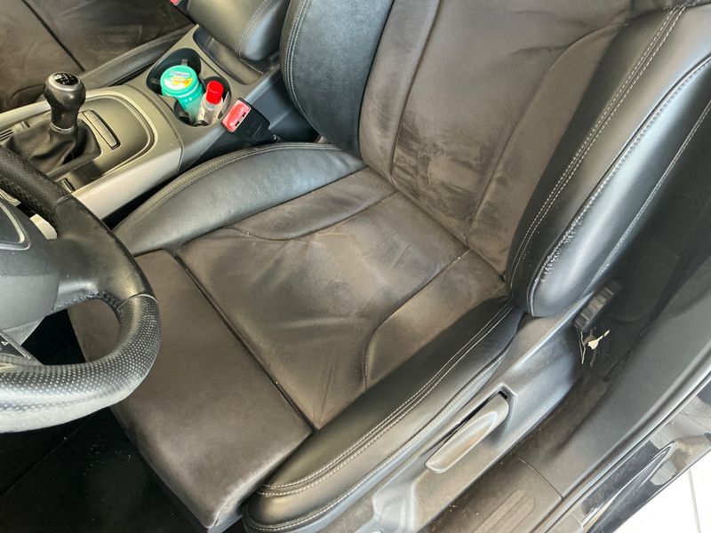 Audi Q5 2.0 TDI quattro 2011 – снимка 24