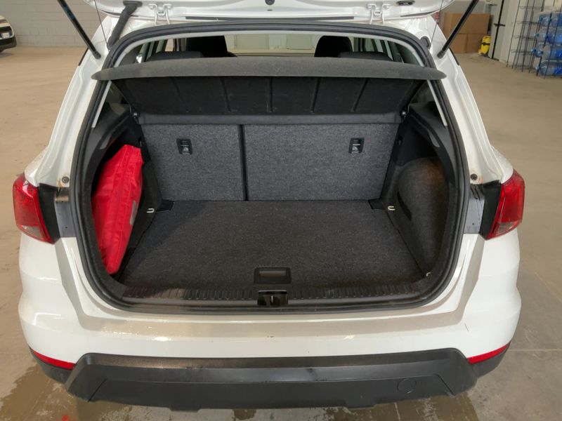 Seat Arona 1.0 TSI Reference 2018 – снимка 15