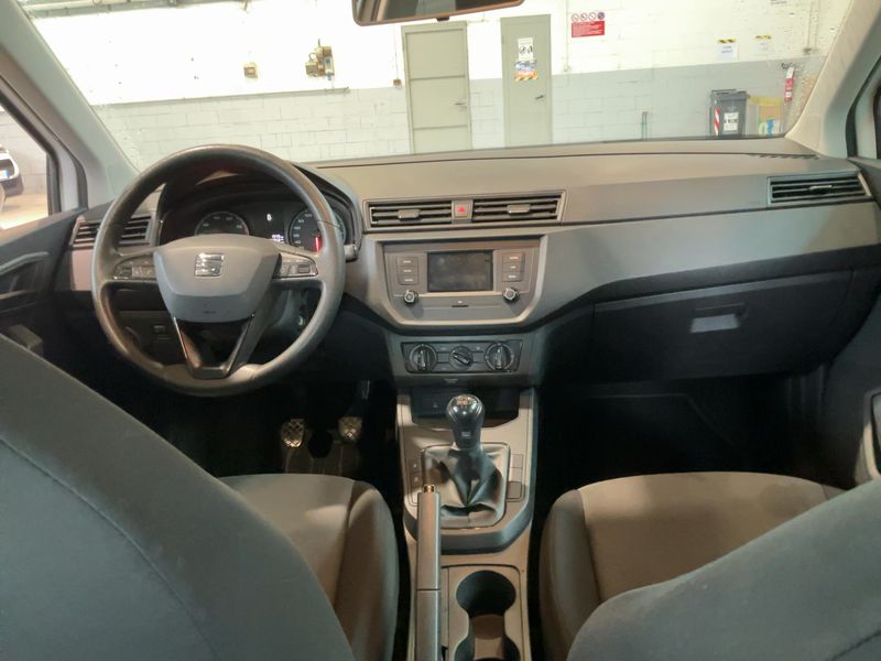 Seat Arona 1.0 TSI Reference 2018 – снимка 17