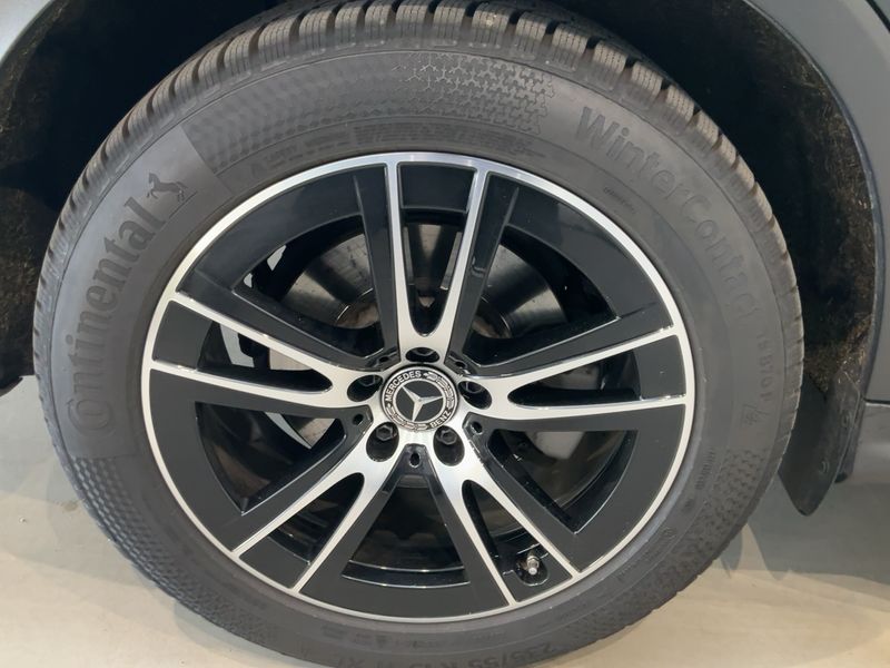 Mercedes-Benz GLC-Klasse GLC 220 d Mild-Hybrid 4Matic AMG Line 2023 – снимка 9