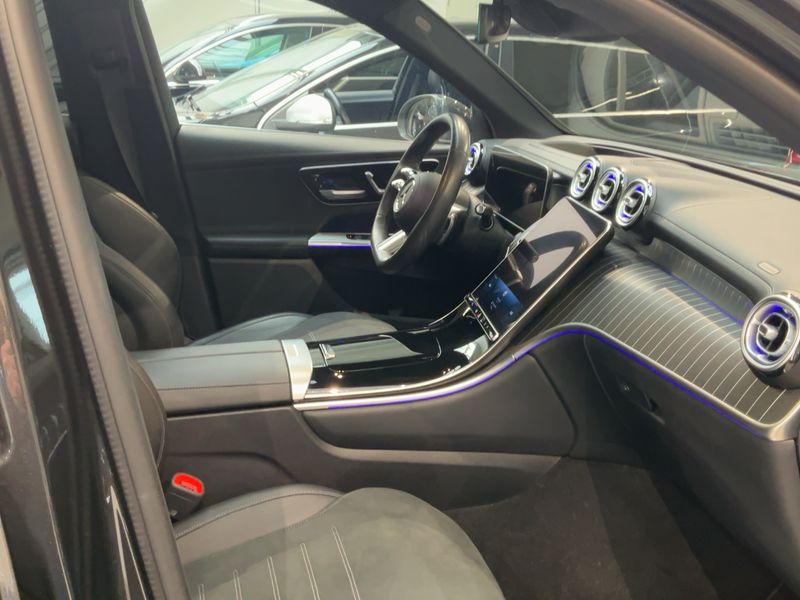Mercedes-Benz GLC-Klasse GLC 220 d Mild-Hybrid 4Matic AMG Line 2023 – снимка 17