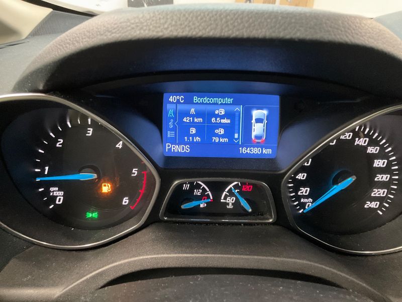 Ford C-Max 2.0 TDCi Titanium 2014 – снимка 19
