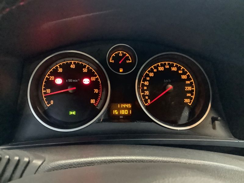 Opel Zafira 1.8 LPG Selection 2011 – снимка 4