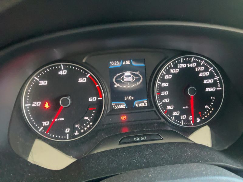 Seat Leon 1.6 TDI Style 2014 – снимка 18