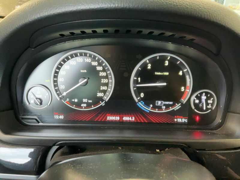 BMW 5er 530d 2011 – снимка 13