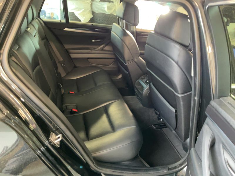 BMW 5er 530d 2011 – снимка 14