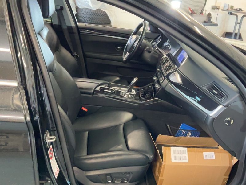 BMW 5er 530d 2011 – снимка 11