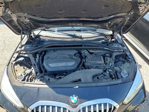 BMW 1er 118d M Sport 2022 – снимка 8