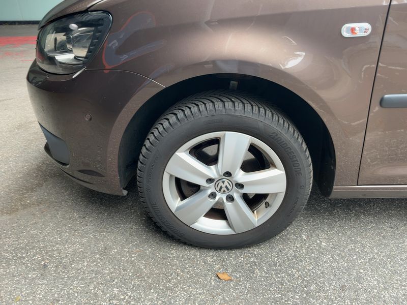 Volkswagen Caddy 1.6 TDI JAKO-O Edition BlueMotion Tech 2013 – снимка 3