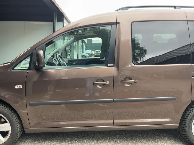 Volkswagen Caddy 1.6 TDI JAKO-O Edition BlueMotion Tech 2013 – снимка 4