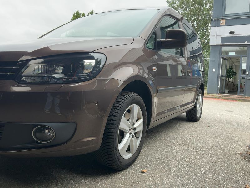 Volkswagen Caddy 1.6 TDI JAKO-O Edition BlueMotion Tech 2013 – снимка 2