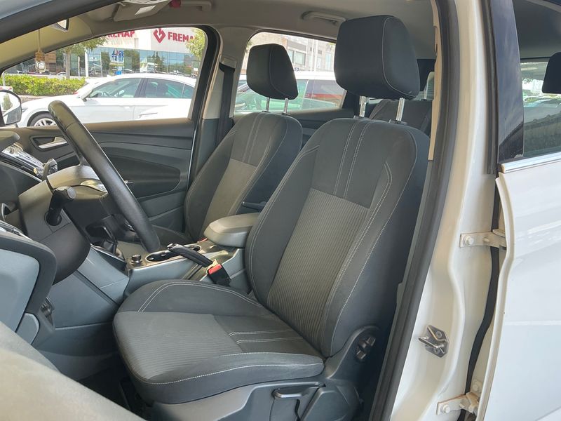 Ford C-Max 1.6 TDCi Titanium 2013 – снимка 24