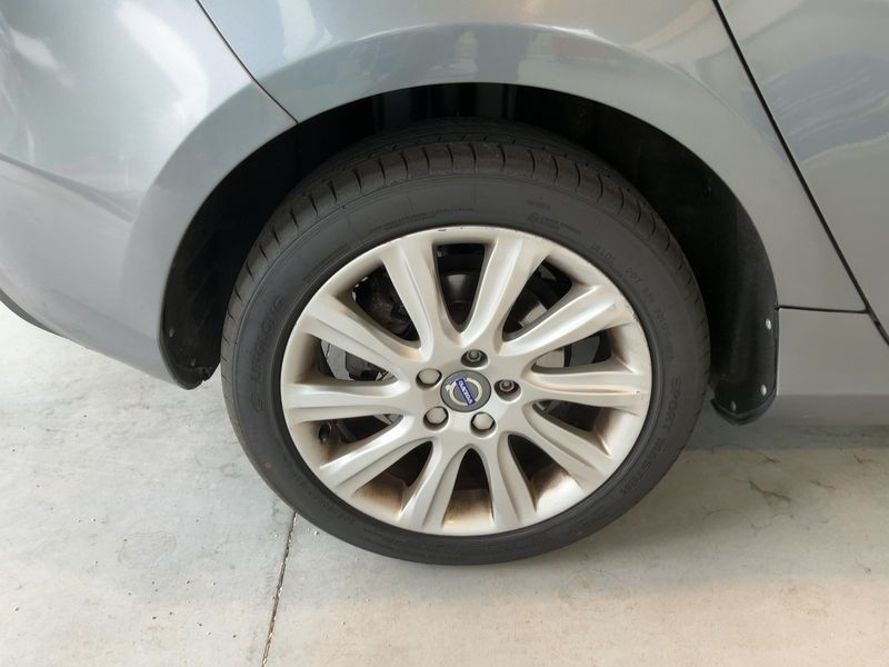 Volvo V40 2.0 D3 Xenium 2016 – снимка 9