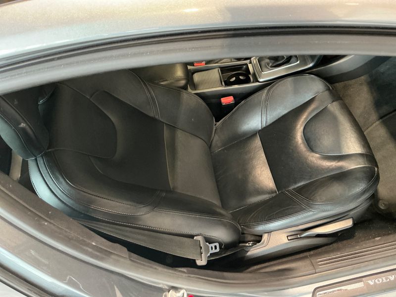 Volvo V40 2.0 D3 Xenium 2016 – снимка 25