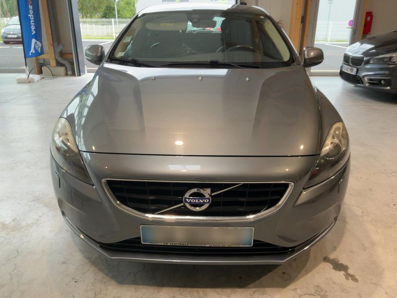 Volvo V40 2.0 D3 Xenium 2016 – снимка 14