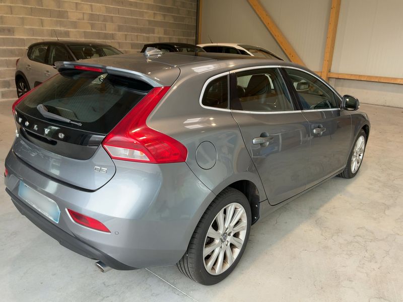 Volvo V40 2.0 D3 Xenium 2016 – снимка 8