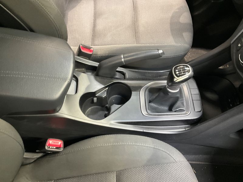 Hyundai Santa Fe 2.0 CRDi Trend 2WD 2014 – снимка 37