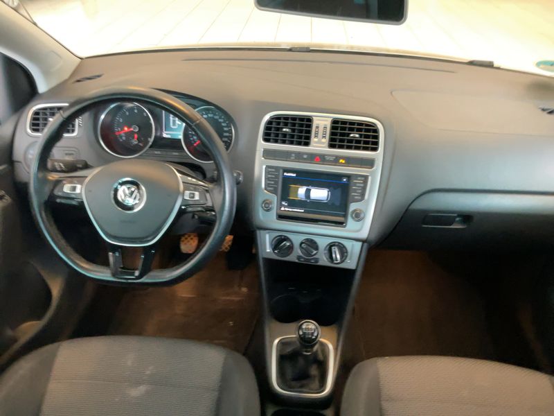 Volkswagen Polo 1.2 TSI Highline BlueMotion Tech 2017 – снимка 17