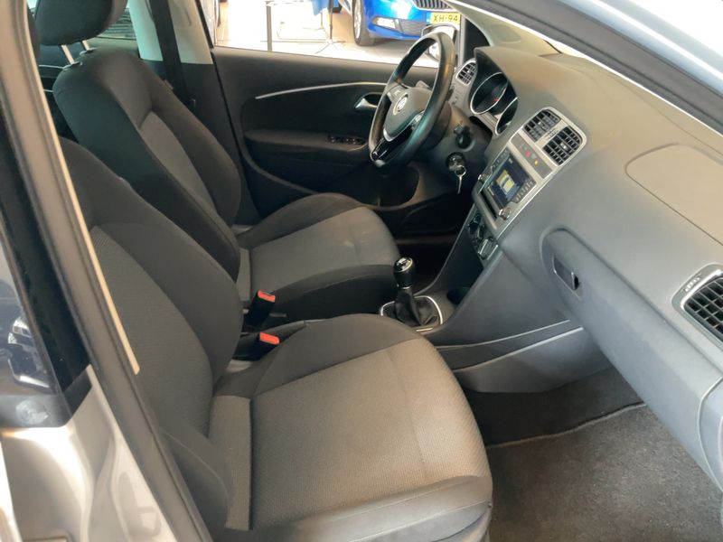 Volkswagen Polo 1.2 TSI Highline BlueMotion Tech 2017 – снимка 16