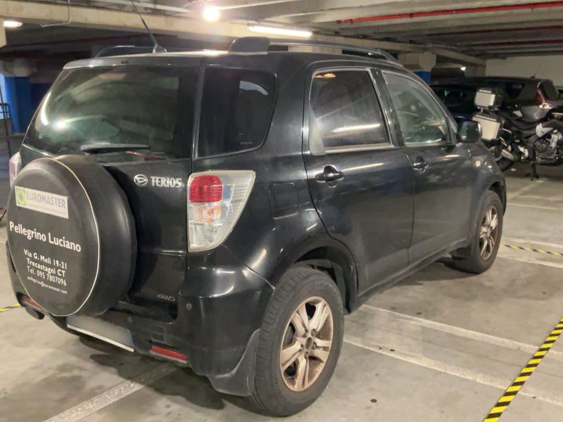 Daihatsu Terios 1.5 Hiro 4WD 2010 – снимка 8