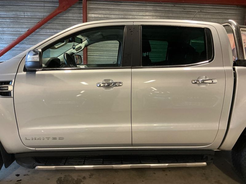 Ford Ranger 2.0 TDCi Doppelkabine Limited 4x4 2022 – снимка 4