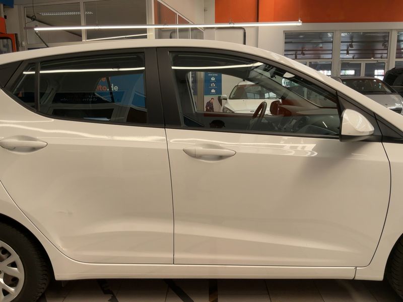 Hyundai i10 1.0 Trend 2018 – снимка 10