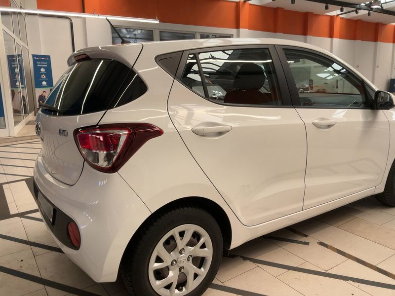 Hyundai i10 1.0 Trend 2018 – снимка 8