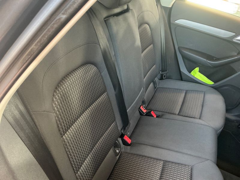 Audi Q3 2.0 TDI 2012 – снимка 27