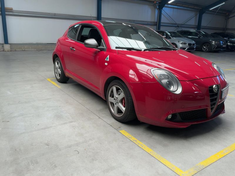 Alfa Romeo MiTo 1.4 Turbo Quadrifoglio Verde 2015 – снимка 12
