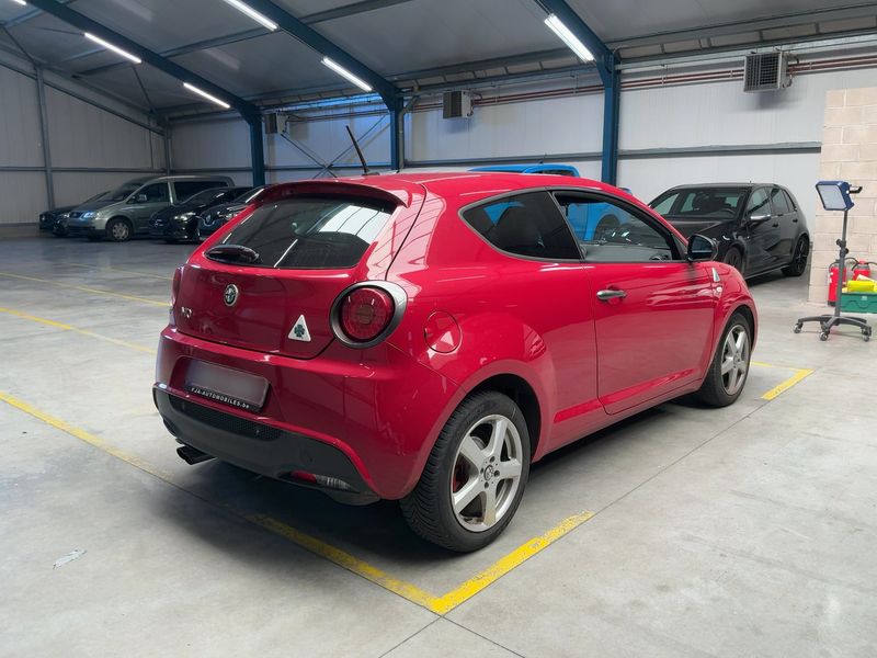 Alfa Romeo MiTo 1.4 Turbo Quadrifoglio Verde 2015 – снимка 8