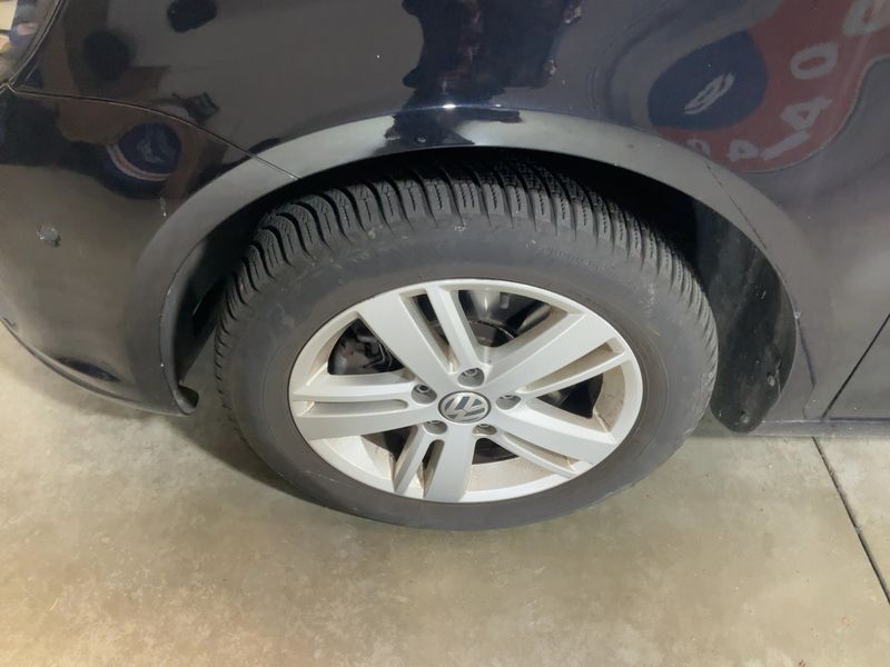 Volkswagen Touran 2.0 TDI Match 2012 – снимка 3