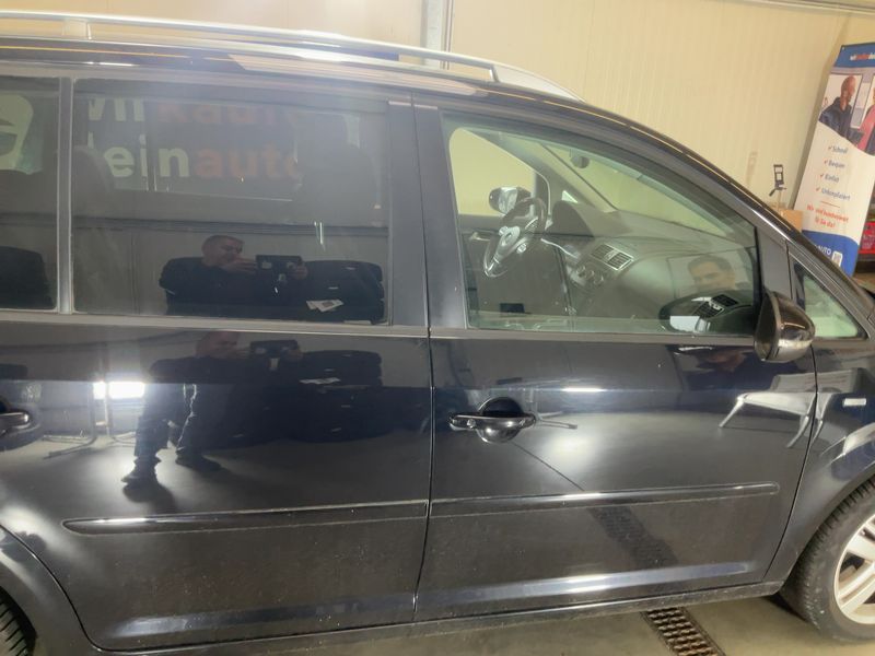 Volkswagen Touran 2.0 TDI Match 2012 – снимка 10