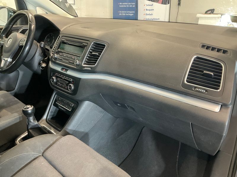 Volkswagen Sharan 2.0 TDI Style BlueMotion Tech 2011 – снимка на щета 34