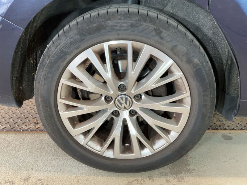 Volkswagen Sharan 2.0 TDI Style BlueMotion Tech 2011 – снимка 9