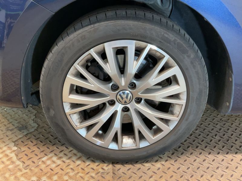 Volkswagen Sharan 2.0 TDI Style BlueMotion Tech 2011 – снимка 3