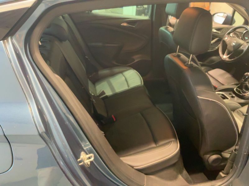Opel Astra 1.6 CDTI Innovation Start&Stop 2016 – снимка 19