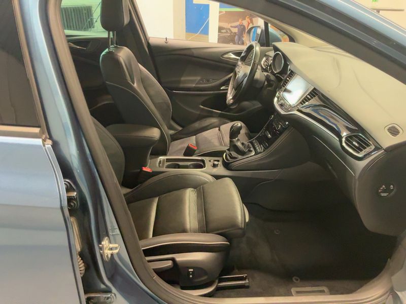 Opel Astra 1.6 CDTI Innovation Start&Stop 2016 – снимка 16