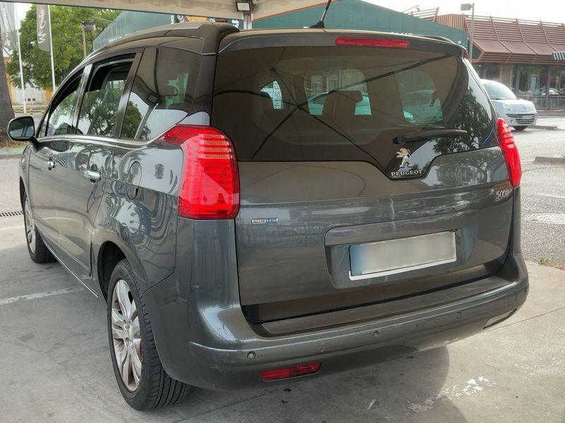 Peugeot 5008 1.6 Blue-HDi Allure 2015 – снимка 6