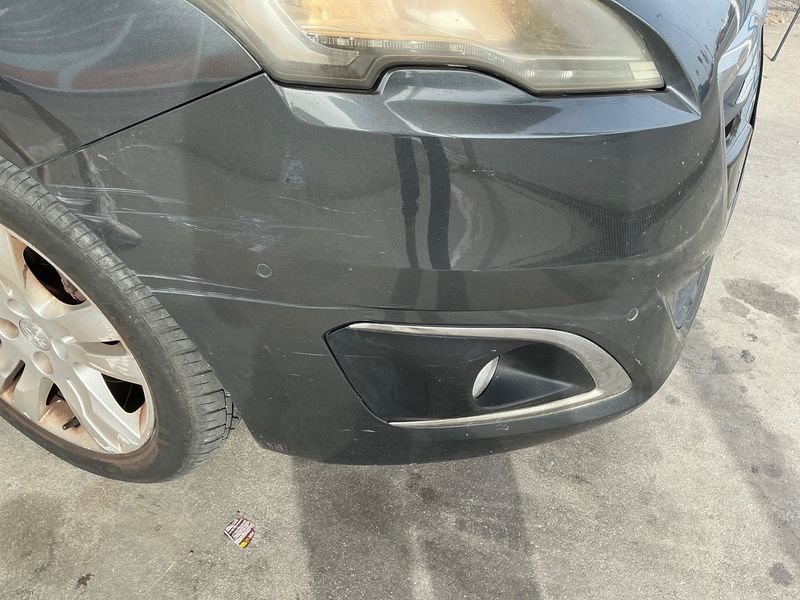 Peugeot 5008 1.6 Blue-HDi Allure 2015 – снимка 36